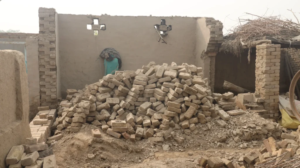 Flood Relief Program in Pakistan clean water, food, shelter